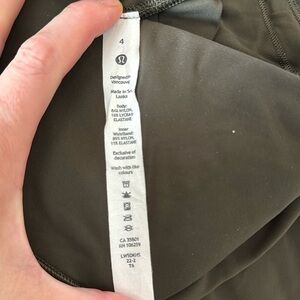 Lululemon Base Pace High Rise Tight 25”, Size: 4 Color: Dark Olive